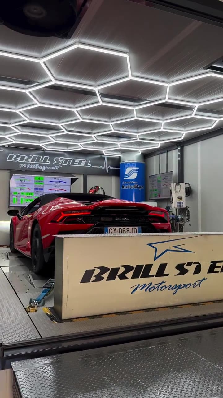 Lamborghini Huracan EVO — Let there be flames Huracan EVO w/ Brill-Steel Race Headers