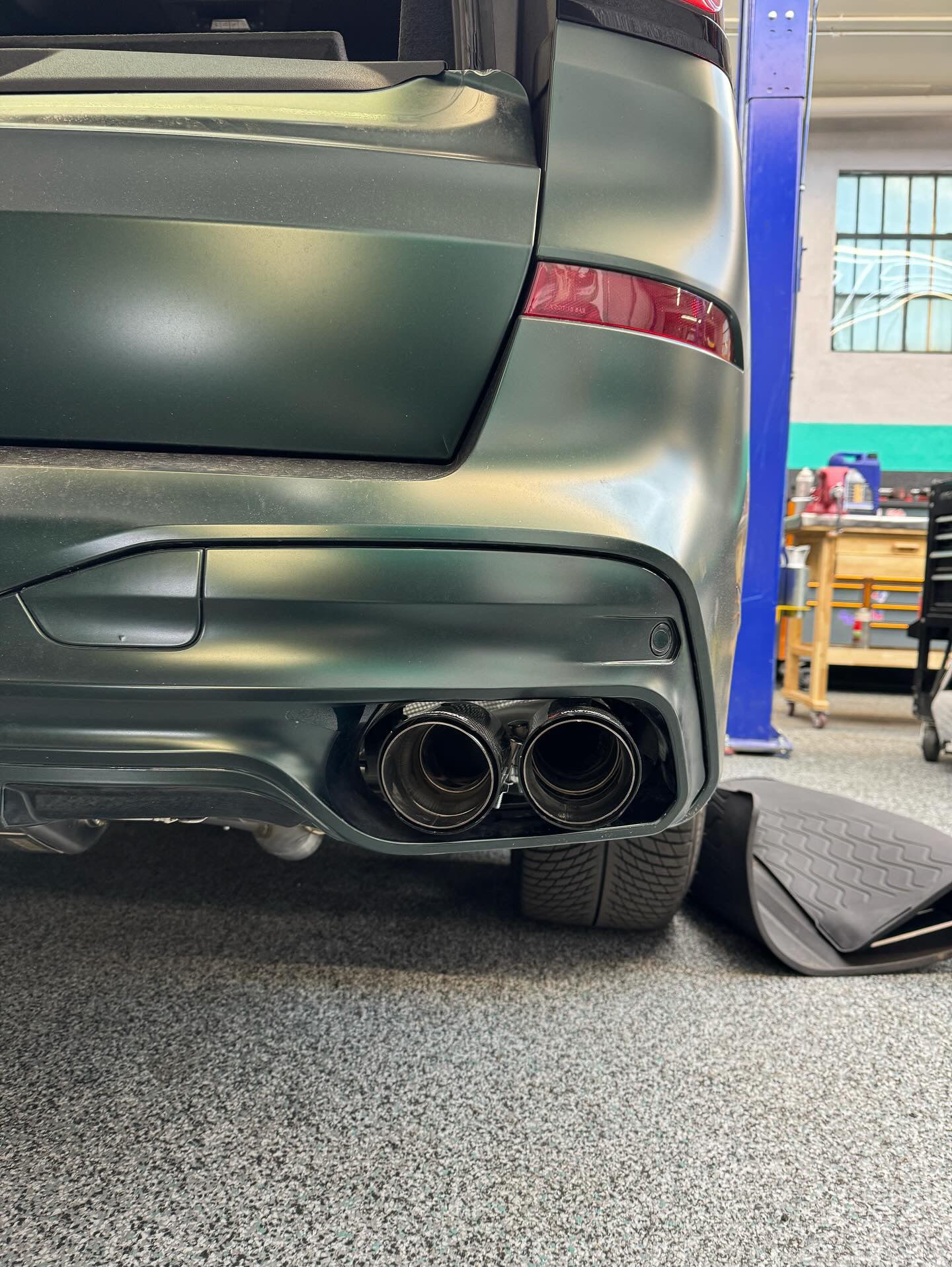 Valvetronic BMW Alpina XB7 / X7 M50i / X7 M60i  Valved Sport Exhaust System