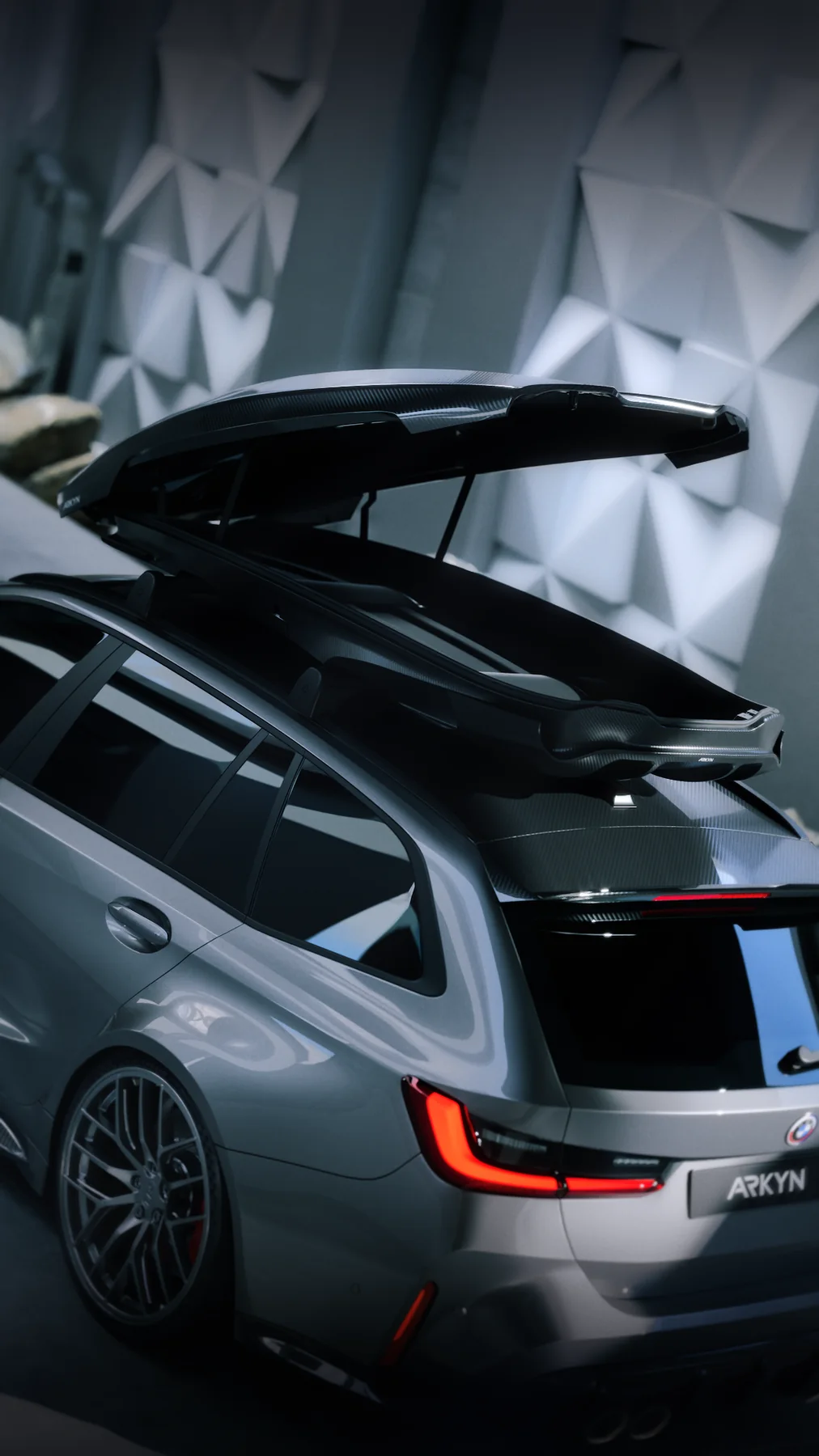ARKYN FALCON-1 Roof box installed photo 29